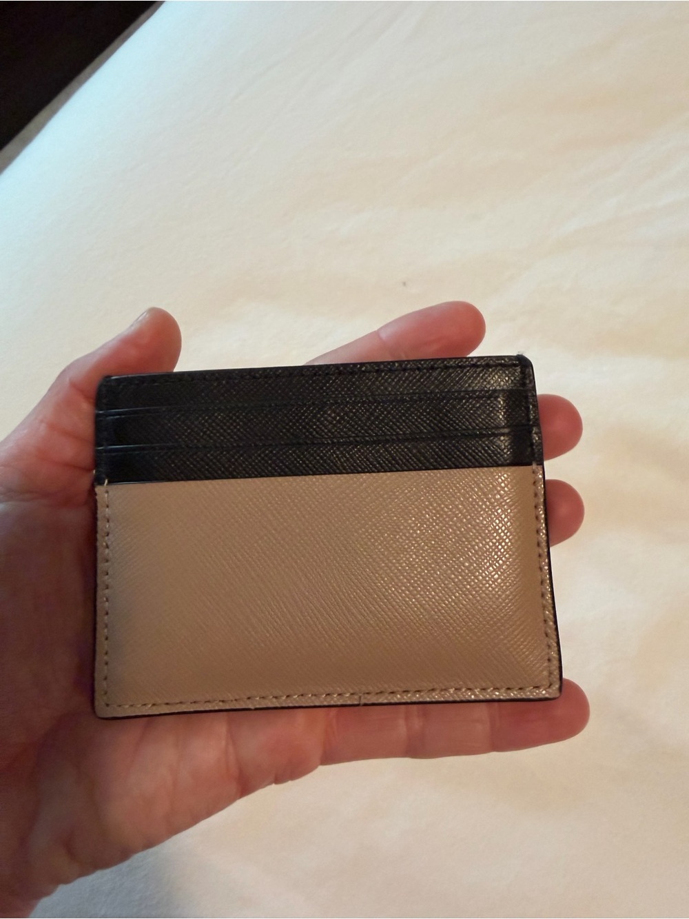 Card holder - Picture 2 of 3